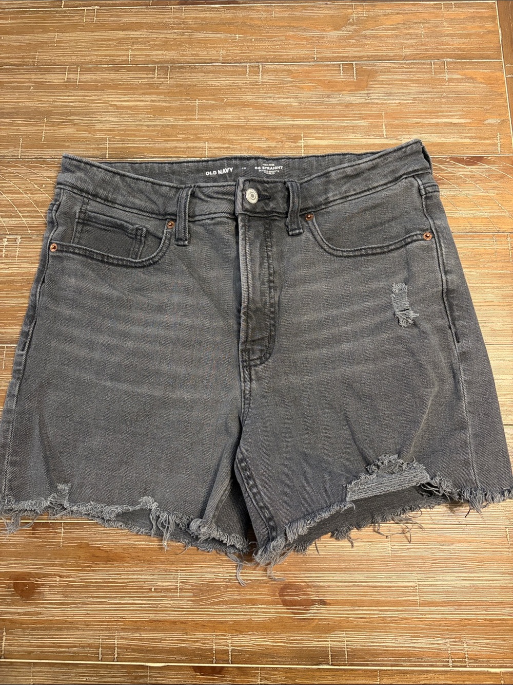 Old Navy Gray Distressed High-Waist Denim Shorts